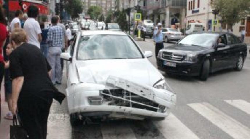 Samsun'da Trafik Kazası: 1 Yaralı