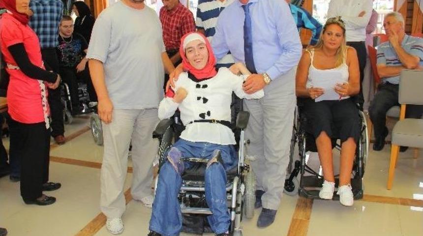 15 Engelli, Ak&uuml;l&uuml; Ara&ccedil; Sahibi Oldu