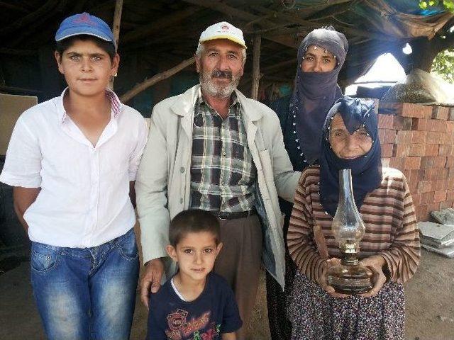 (özel Haber) Yardımcı Ailesinin Karanlıkla Mücadelesi