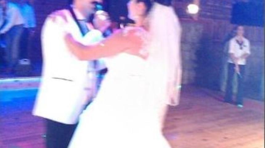 Fak&uuml;lteli Ali&rsquo;nin Kızı Evlendi