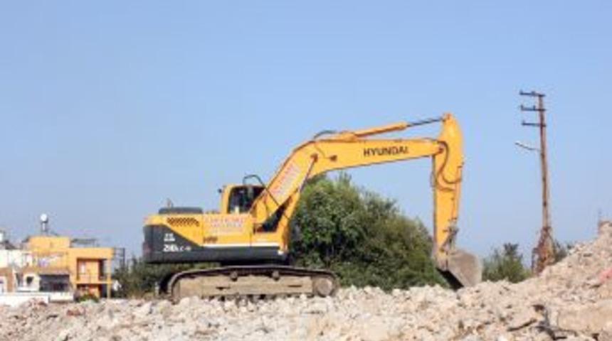 Başbakan Erdoğan, Y&uuml;reğir&rsquo;de Kentsel D&ouml;n&uuml;ş&uuml;m&uuml; Başlattı