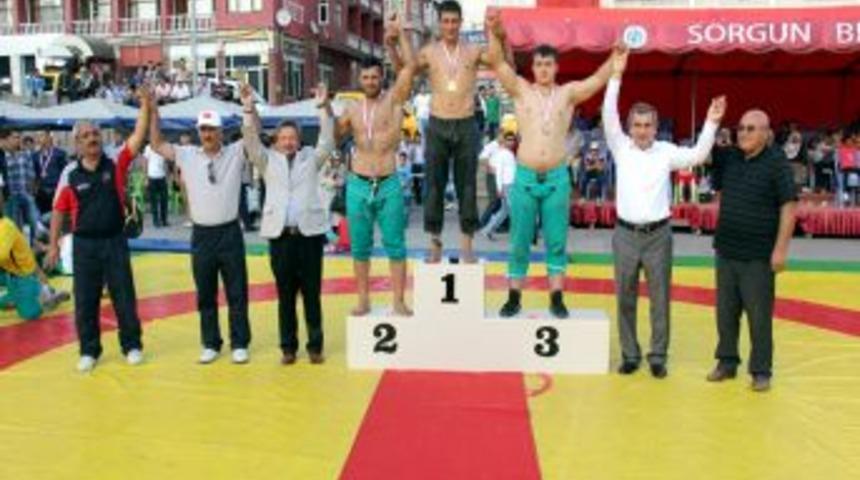 Vali Yazıcı: Uluslararası Alanda Başarı I&ccedil;in Sporun Tabana Yayılması Gerekir