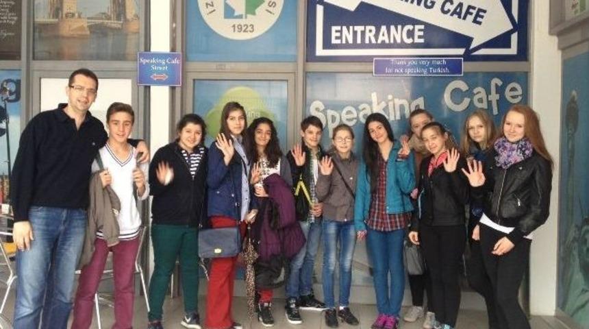 Speaking Cafe&rsquo;de D&uuml;nya K&uuml;lt&uuml;rleri Tanıtılıyor