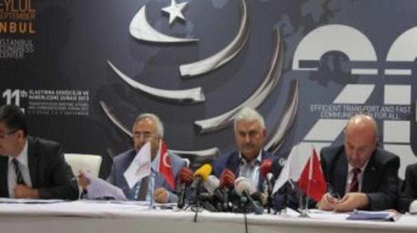 Bakan Yıldırım: Havayolu Taşımacılığına Tavan Fiyat Getirilebilir