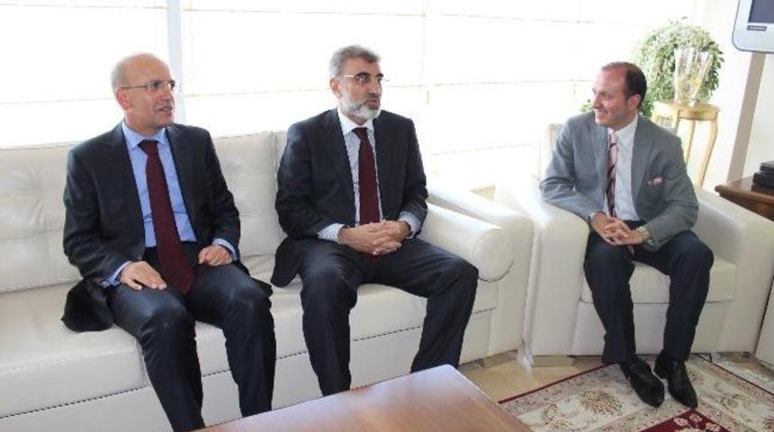 Bakan Şimşek, Twittir&rsquo;den Başkan K&uuml;&ccedil;&uuml;kler&rsquo;i Tebrik Etti