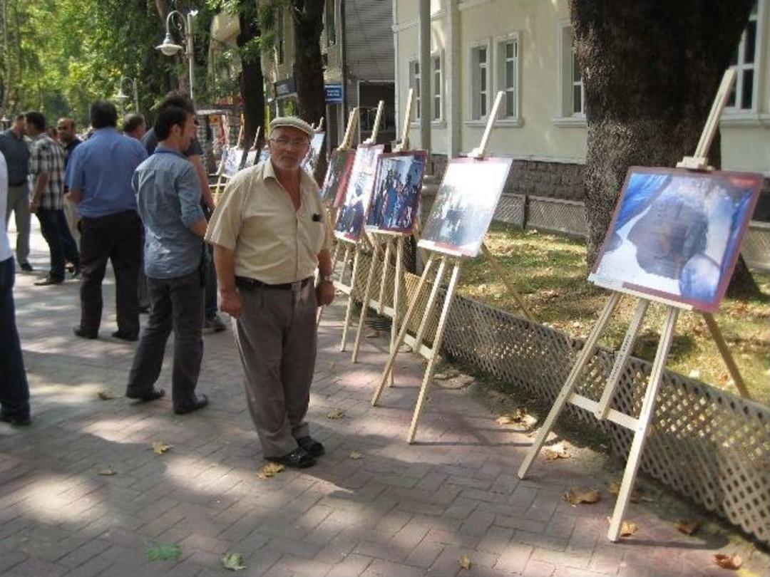 Hendek'te Deprem Şehitleri Anıldı