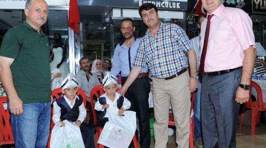 Tarihi Kapalı &Ccedil;arşı&rsquo;da S&uuml;nnet Ş&ouml;leni