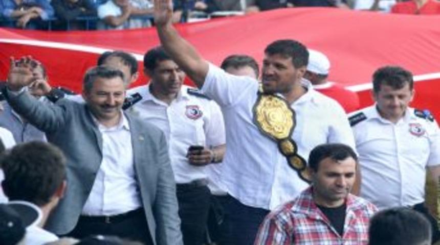 907. Ordu Aybastı Perşembe Yaylası G&uuml;reş Ve K&uuml;lt&uuml;r Festivali Sona Erdi