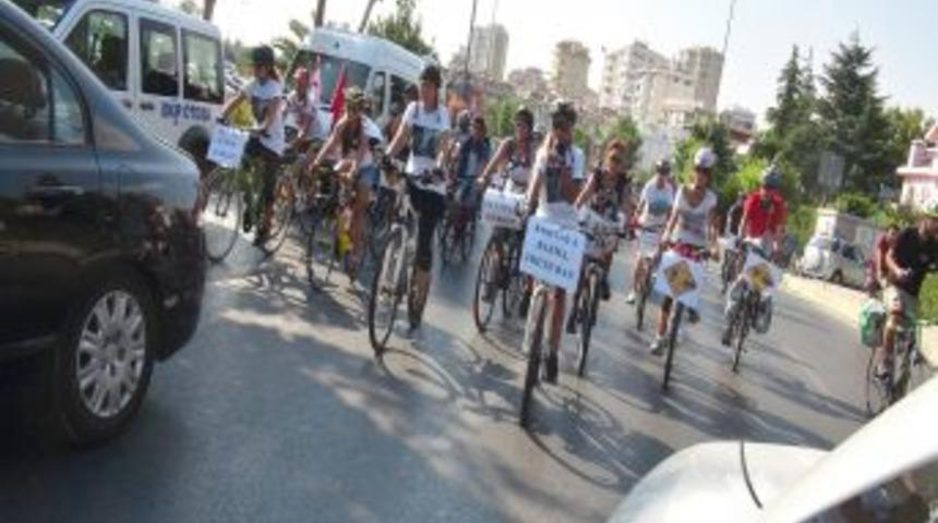 Bisiklet Sevdalılarından Can G&uuml;venliği Eylemi