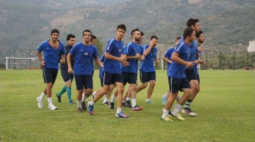 Bozdoğan Belediyespor Sahaya İndi