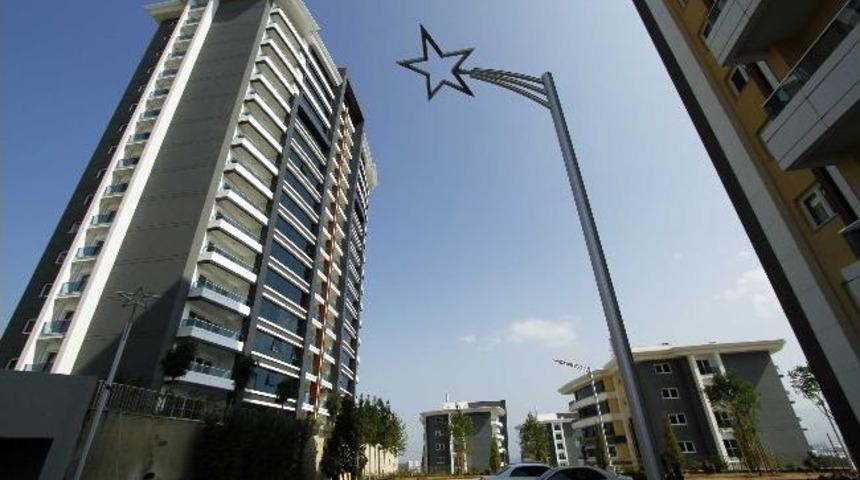 İzmit'in Yeni Projesi Y&uuml;zleri G&uuml;ld&uuml;r&uuml;yor