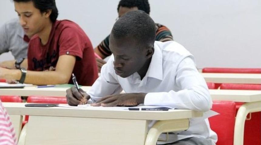 İk&ccedil;&uuml;&rsquo;ye Yabancı &Ouml;ğrencilerden Yoğun İlgi