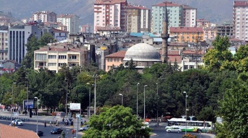 Kurşunlu Parkı Yenileniyor