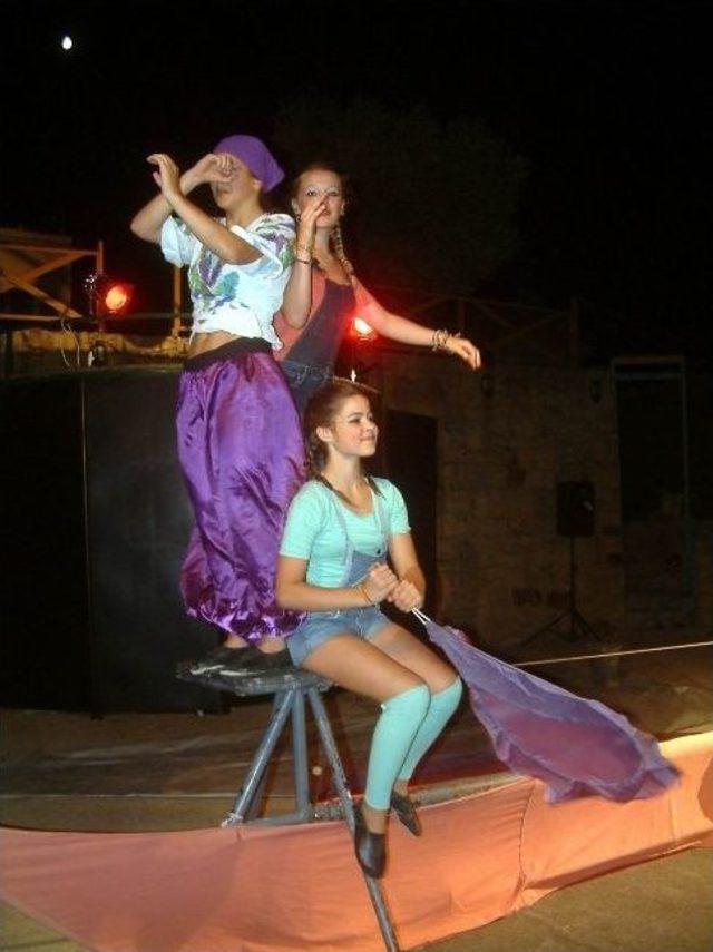 Burhaniye&rsquo;de K&ouml;yl&uuml;ler Kanto İle Tanıştı 1