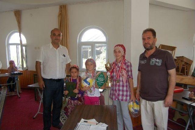 Kursan Kurslarında Kızlardan Altın Başarı 3