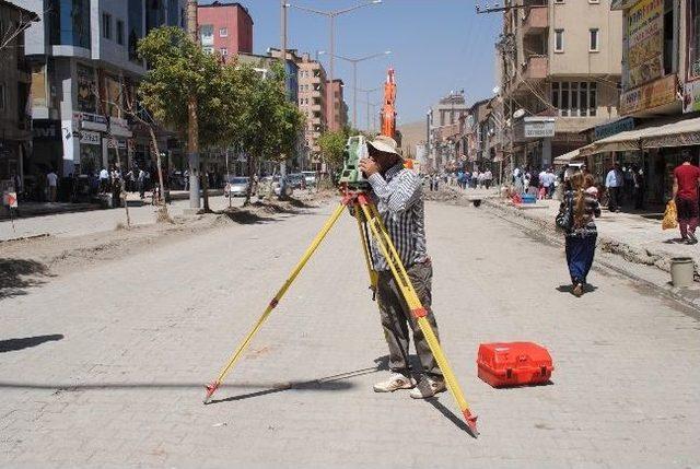 Yüksekova’da Altyapı Çalışmaları