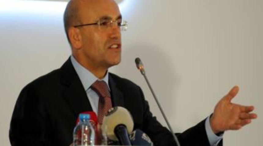 Maliye Bakanı: &Ouml;zelleştirme Peşkeş &Ccedil;ekme Aracı Değildir