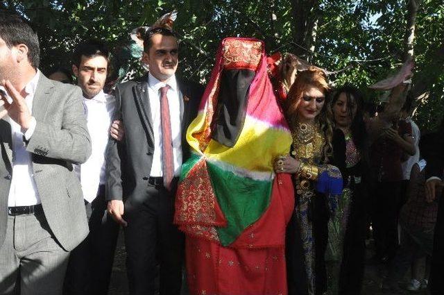 İhd Hakkari Şube Başkanı&rsquo;nın Kardeşine G&ouml;rkemli D&uuml;ğ&uuml;n 1