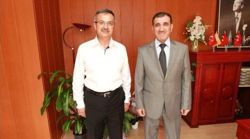 Başkan K&ouml;şker İl&ccedil;e Milli Eğitim M&uuml;d&uuml;r&uuml;n&uuml; Ziyaret Etti