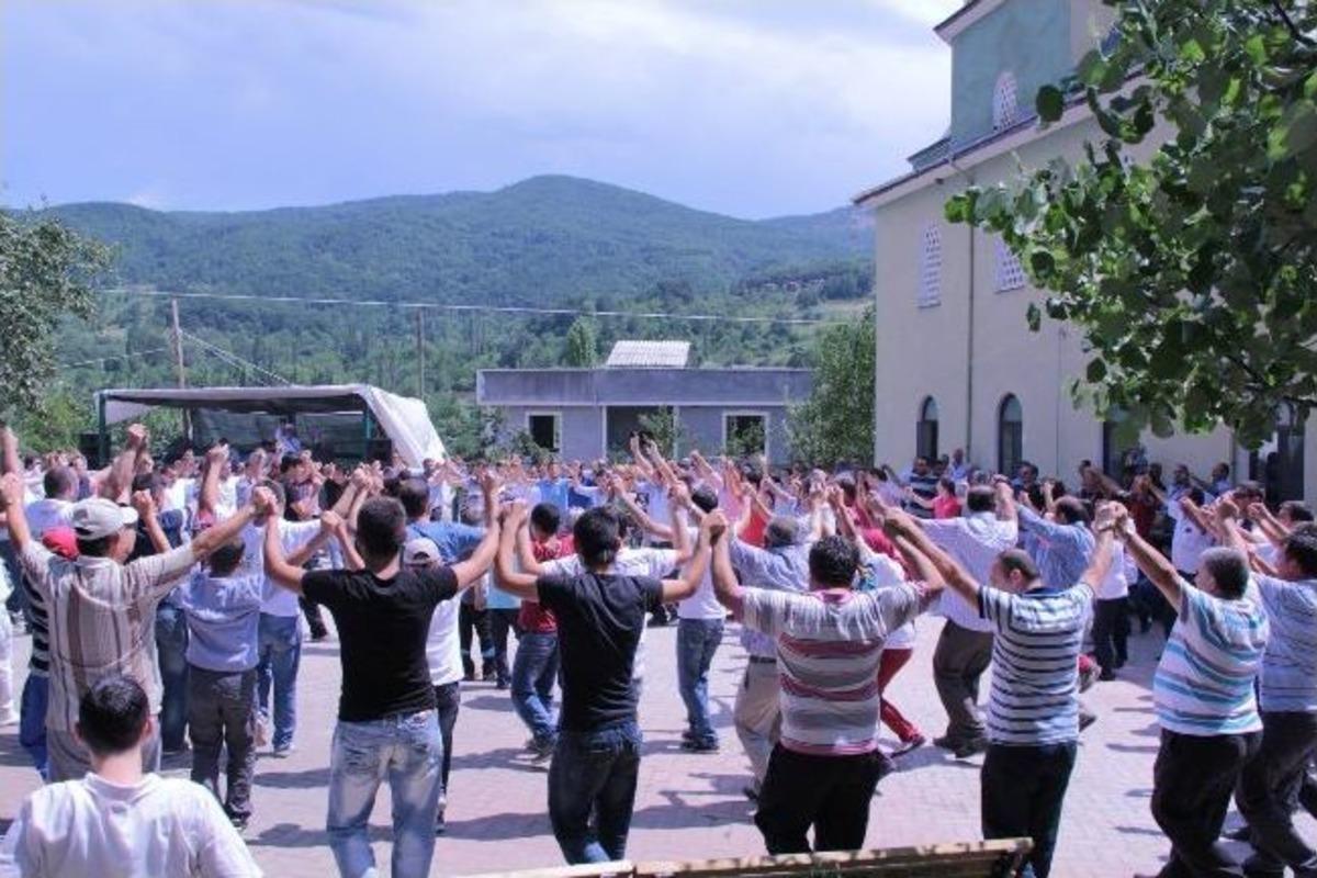 Artvinliler, K&ouml;y G&uuml;n&uuml;nde Doyasıya Eğlendi