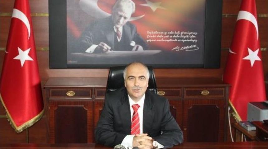 Giresun&rsquo;un Yeni Valisi Karahan Makam Koltuğuna Oturdu