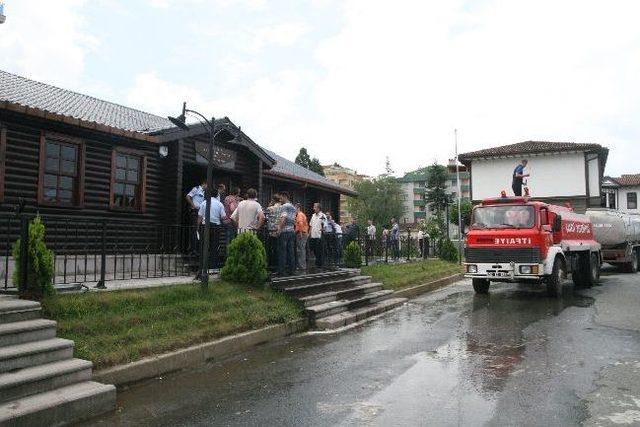 Doğal Yaşam Müzesi Kül Oldu