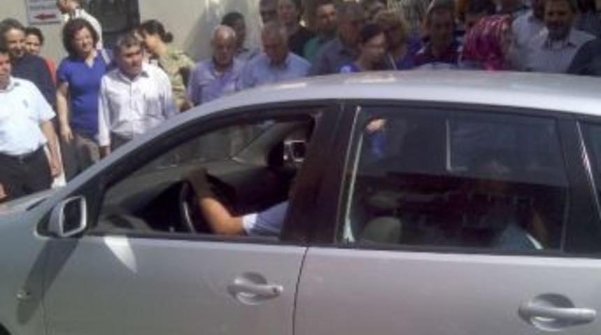 Kaymakam Tun&ccedil;, Edremit&rsquo;ten H&uuml;z&uuml;nle Yolcu Edildi