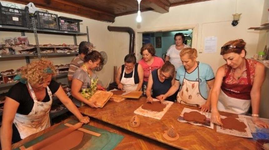 G&uuml;zelbah&ccedil;eli Emeklilerin Seramik Aşkı