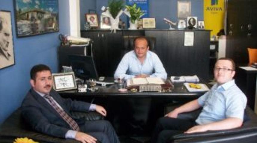 Fem Dershanesi M&uuml;d&uuml;r&uuml; Kılı&ccedil;'tan, Ak Partiye Ziyaret