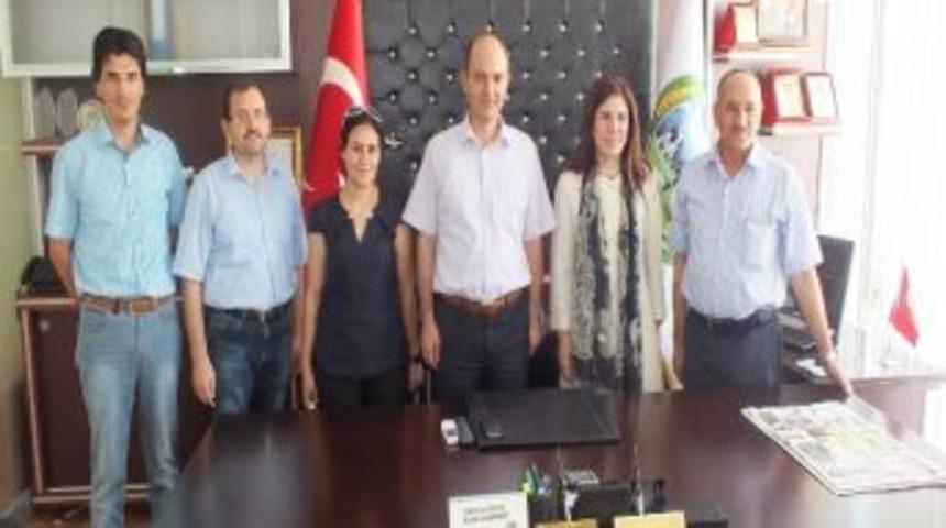 Ak Partili İnce&ouml;z'den Başkan Zengin'e Ziyaret