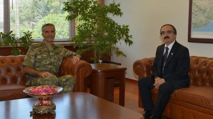 Vali Coş&rsquo;tan, T&uuml;mgeneral K&ouml;se&rsquo;ye Ziyaret