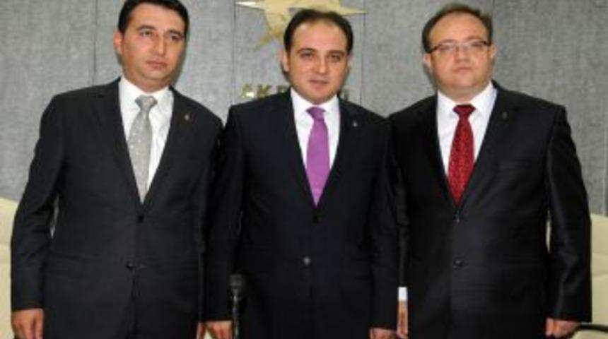 Manisa&rsquo;nın Iki Yeni Il&ccedil;esinde AK Parti Il&ccedil;e Başkanları Belli Oldu