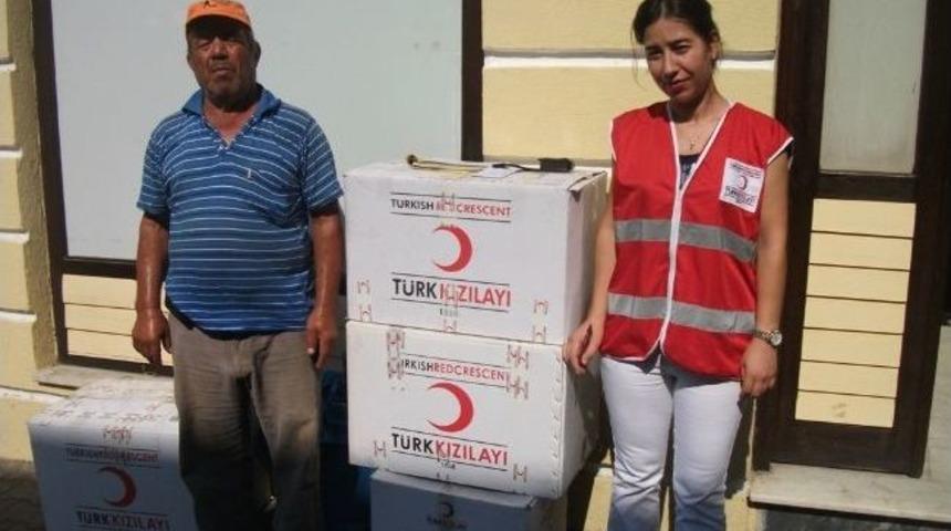 &Ouml;demiş Kızılay, Evi Yanan Aileye Yardım Elini Uzattı