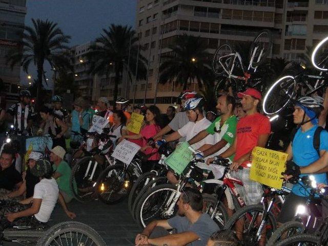 İzmir Büyükşehir e "bisiklet Yolları Yap" Çağrısı 2
