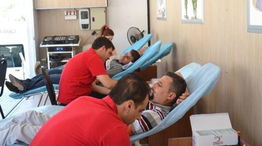 T&uuml;rk Kızılay&rsquo;ı Hilvan&rsquo;da