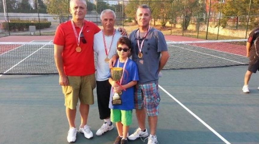 Trakya Tenis Turnuvası&rsquo;nda Edirne Bir Numara