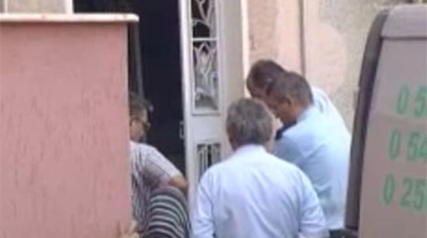 &Ouml;ld&uuml;ğ&uuml; 5 g&uuml;n sonra kokuyla ortaya &ccedil;ıktı