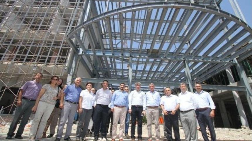 Chp'nin İzmir Kurmaylarından Gaziemir'e &Ouml;vg&uuml;