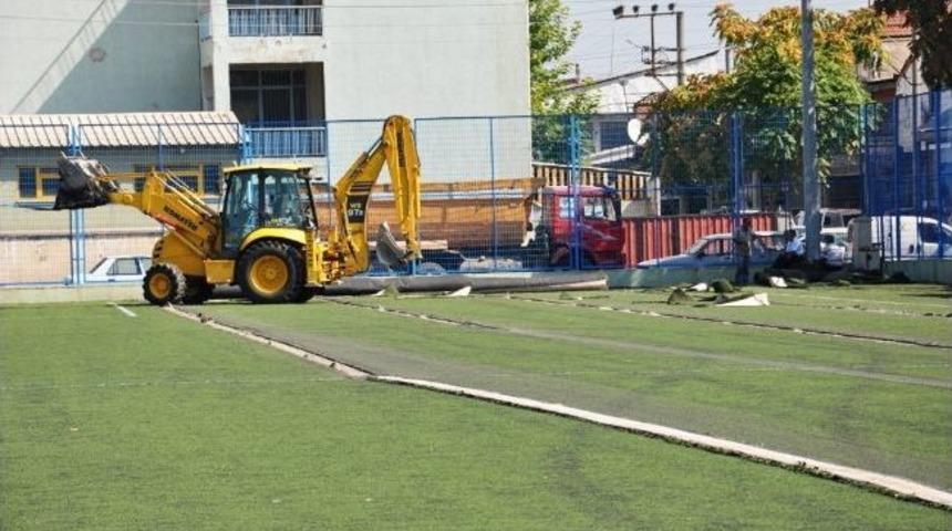 D&uuml;zce Nurettin Zafer Stadyumu Yenileniyor