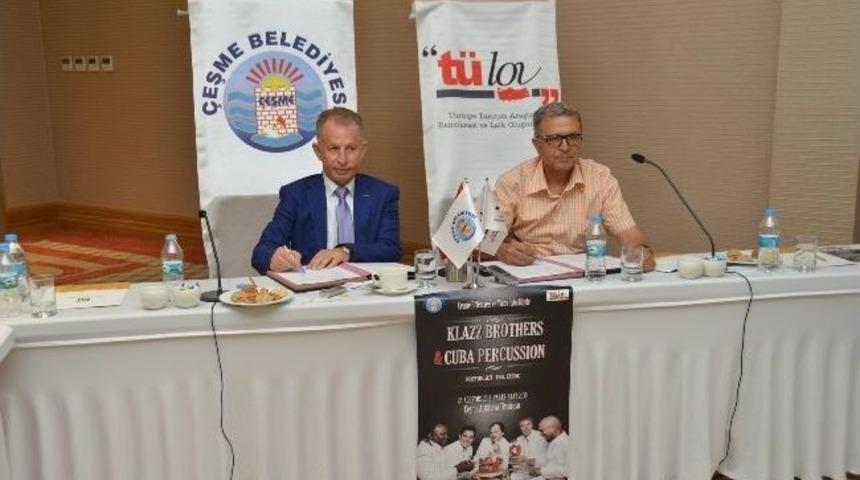 &Ccedil;eşme'de İki Dev Organizasyon