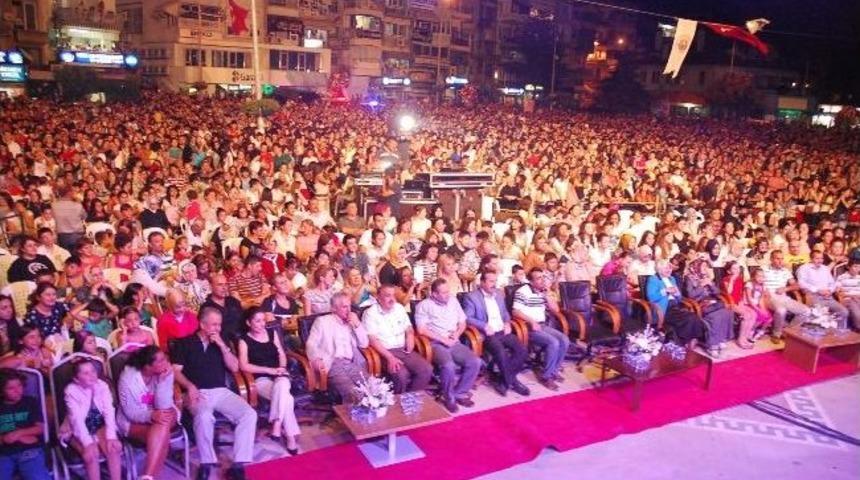 Gemlik'te Mustafa Ceceli İzdihamı