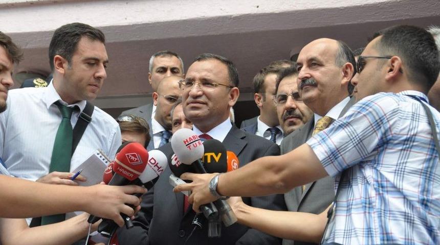 Bozdağ: Biz 3. Yargı Paketini Suç Işleyenleri Himaye Etmek Için Yapmadık