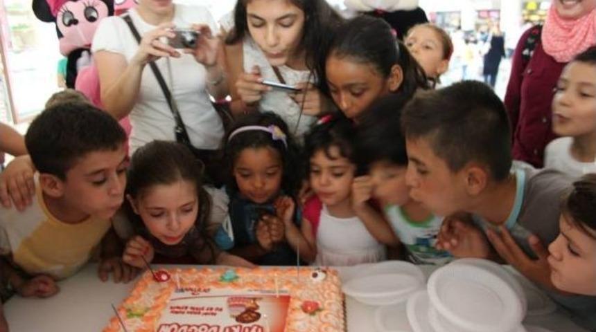 Prime Mall Antakya'da Doğum G&uuml;n&uuml; Kutlaması