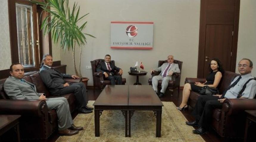 Şuca'eddin Veli K&uuml;lt&uuml;r Ve Turizm Derneği&rsquo;nden Vali Tuna&rsquo;ya Ziyaret