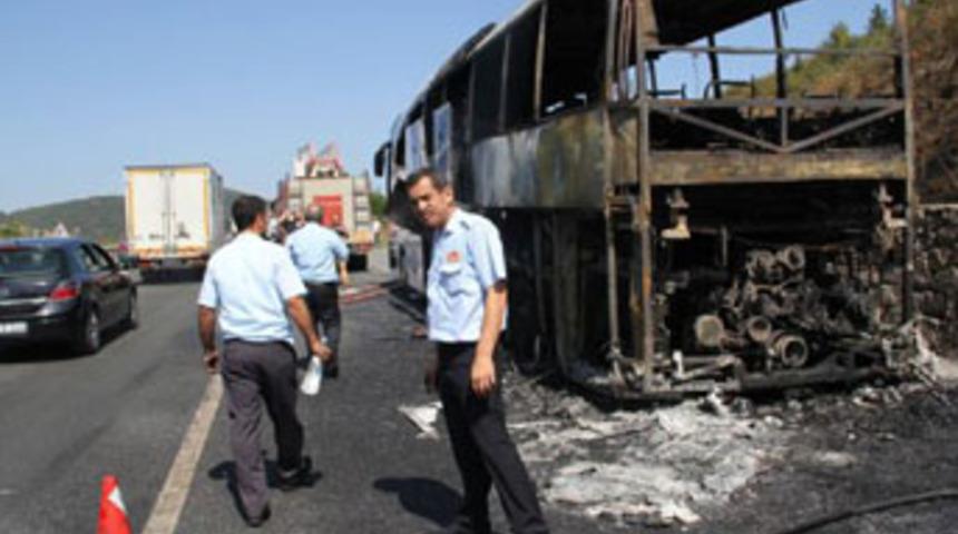 54 kişi &ouml;l&uuml;mden d&ouml;nd&uuml;