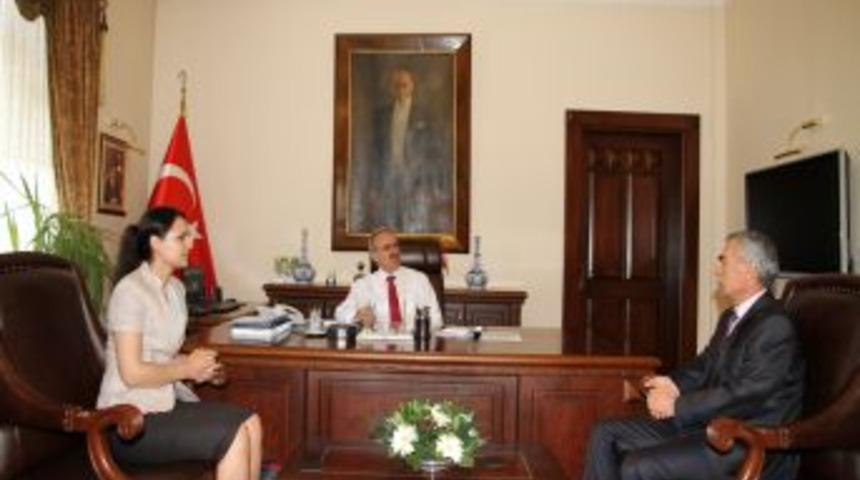 Mustafa Karaarslan&rsquo;dan, Vali Karaloğlu&rsquo;na Ziyaret