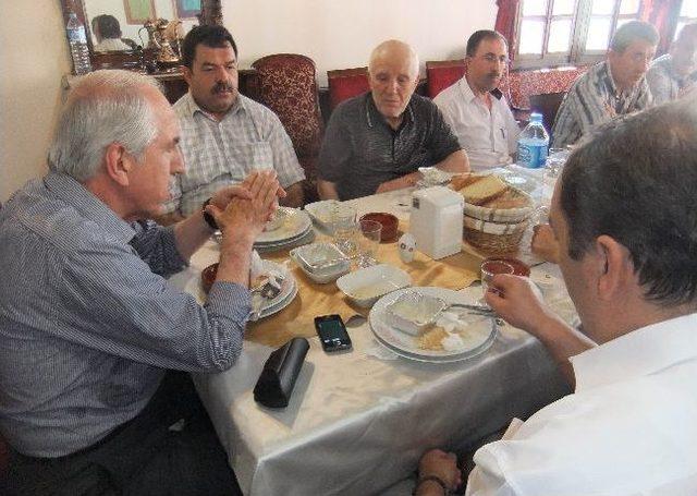 Kur an Kursu Öğretmenlerinden Müftü Üskülüplü ye Veda 2