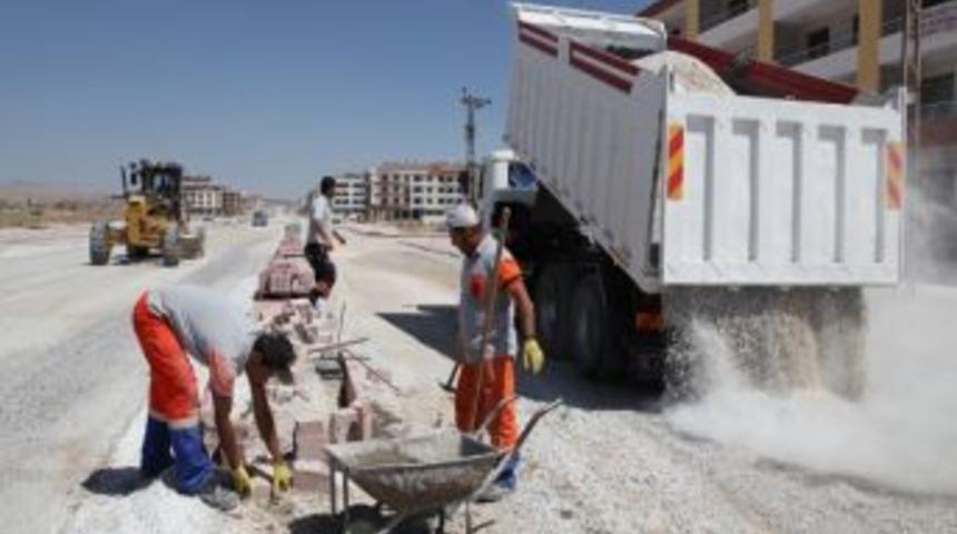 Sel&ccedil;uklu&rsquo;da Altyapı &Ccedil;alışmaları S&uuml;r&uuml;yor