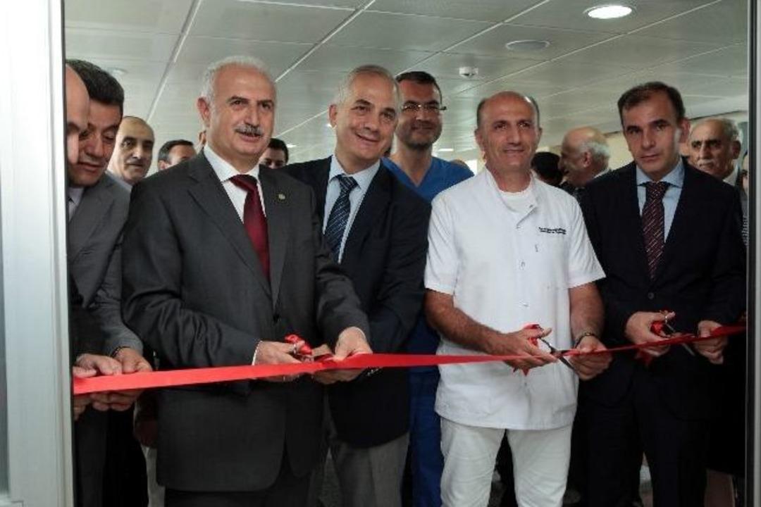 Tıp Fak&uuml;ltesi &rsquo;umut&rsquo; Kapısını A&ccedil;tı