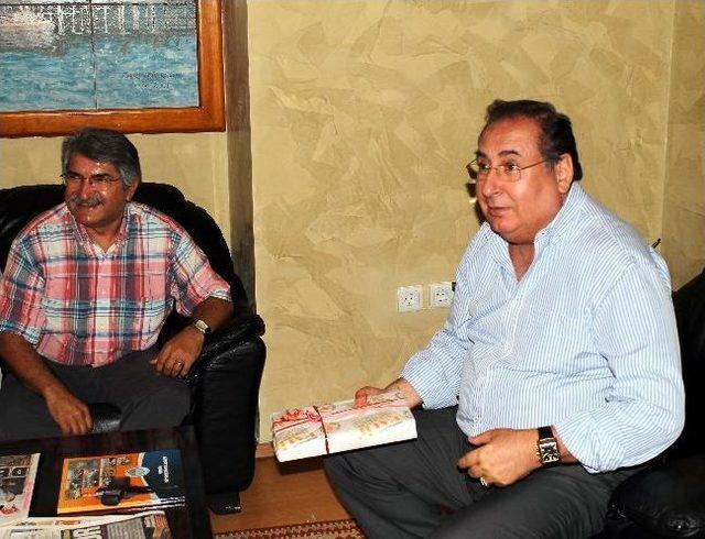 Sağlar dan Başkan Özcan a Ziyaret 2